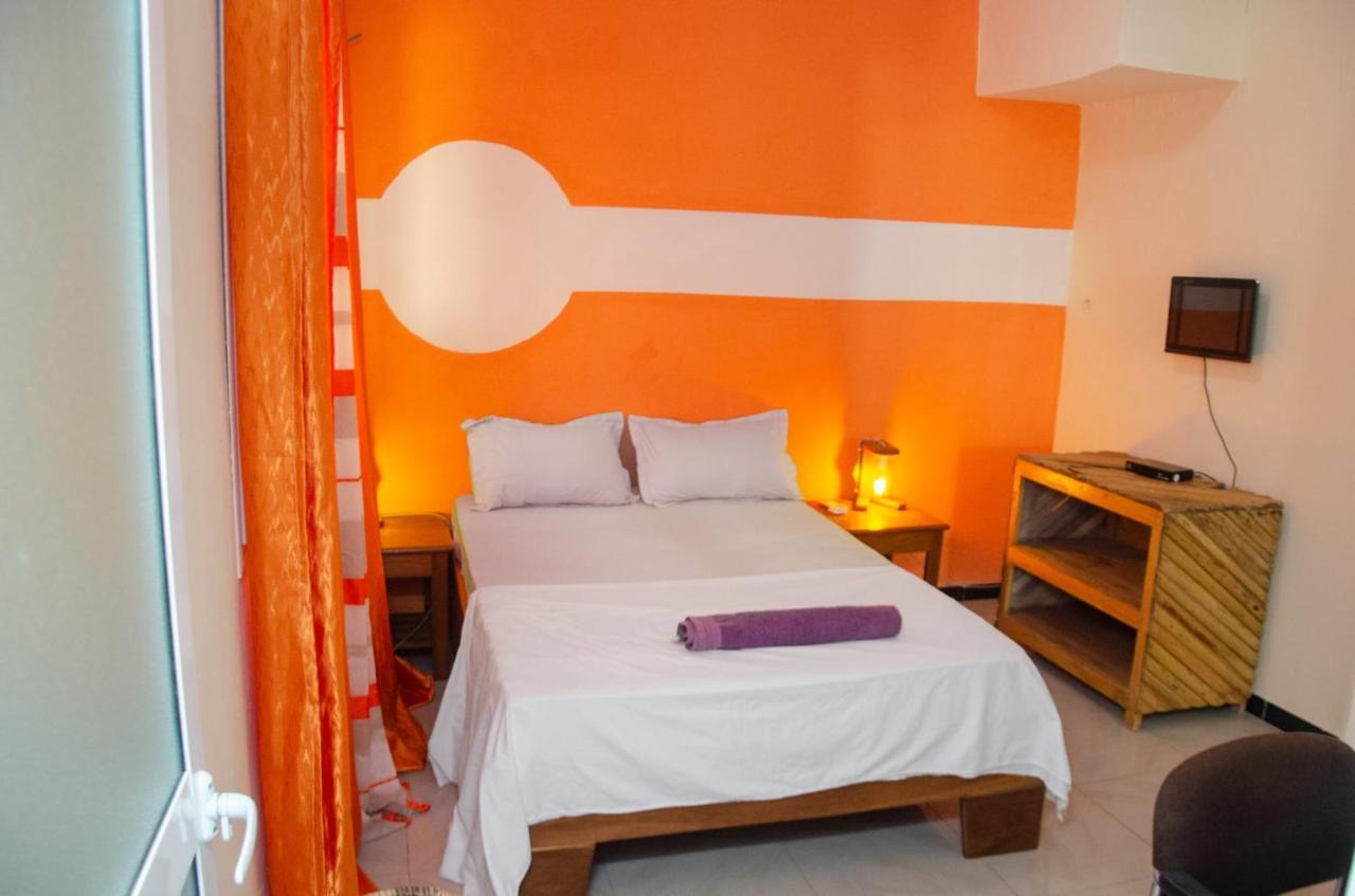 Ker Adja Apartamento Ziguinchor Exterior foto